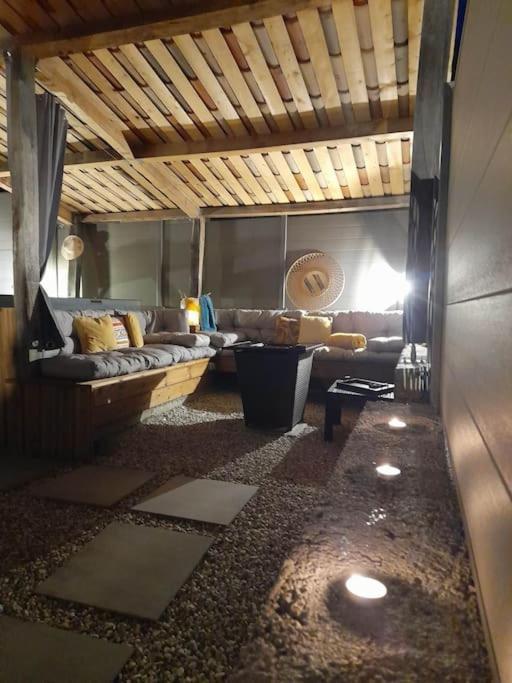 L'Antre Deux Pierres, Romantisme, Jacuzzi Exterieur, Plateau Dinatoire Bouyon Ngoại thất bức ảnh